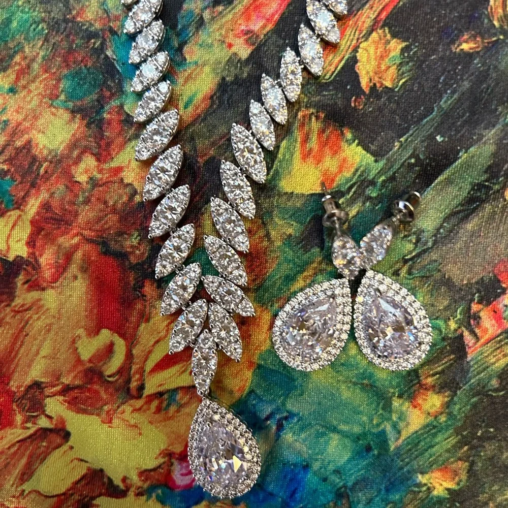 Unbranded Necklace Earring Set - Picture 2 of 4